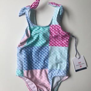 Vineyard Vines by Target Girls 18 M Swimsuit